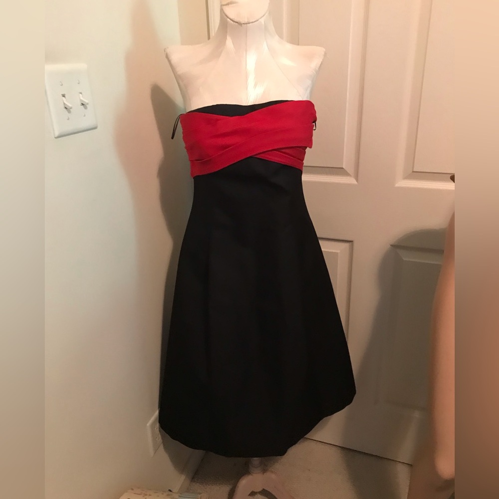 Michael Kors Collection nwt $2995 size 6 Avante garde styling black/red